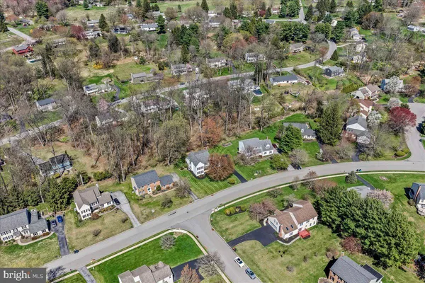 $699,900 | 311 Bolton Lane, Downingtown, PA 19335