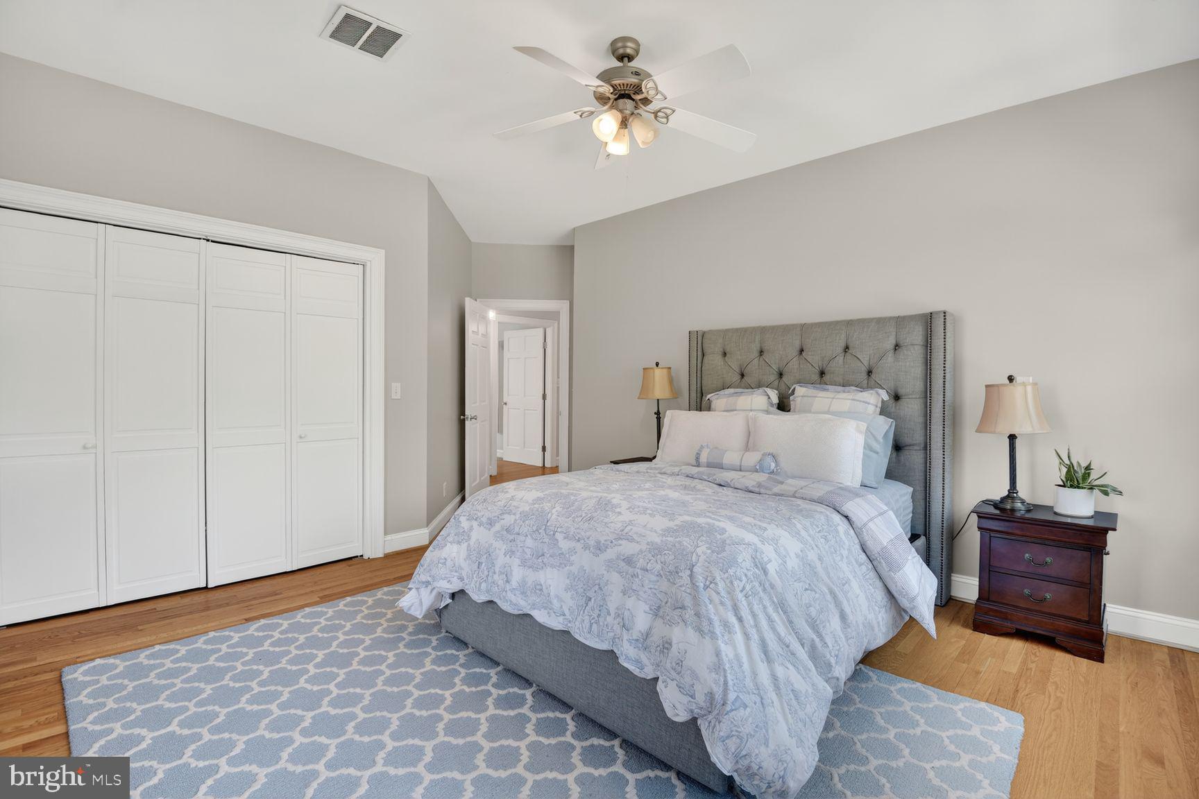 5909 Madawaska Road Bethesda, MD 20816 - Photo 32 of 49