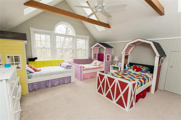 131 Harvard Road Bolton, MA 01740 - Photo 21 of 30 a bedroom with bed and a large window