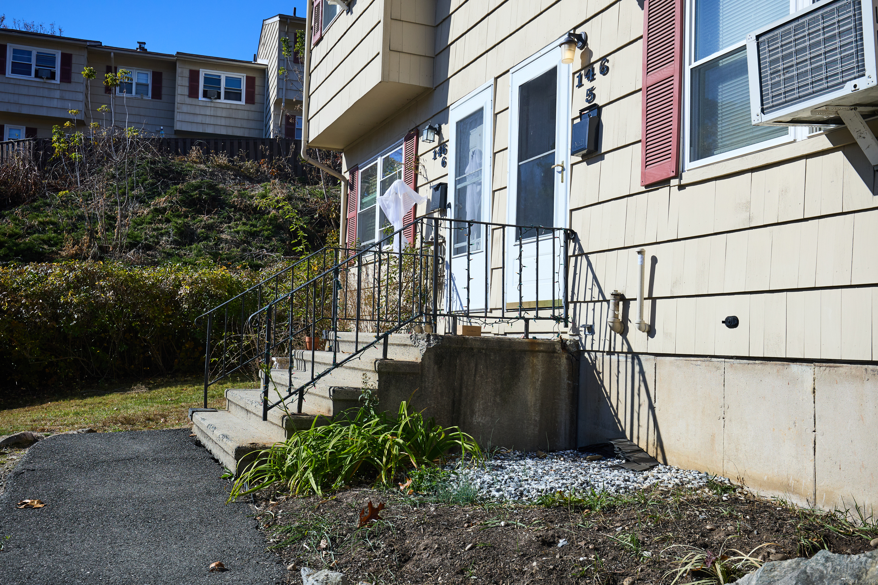 146 Coach Circle, Unit 5 Naugatuck, CT 06770 - Photo 34 of 35