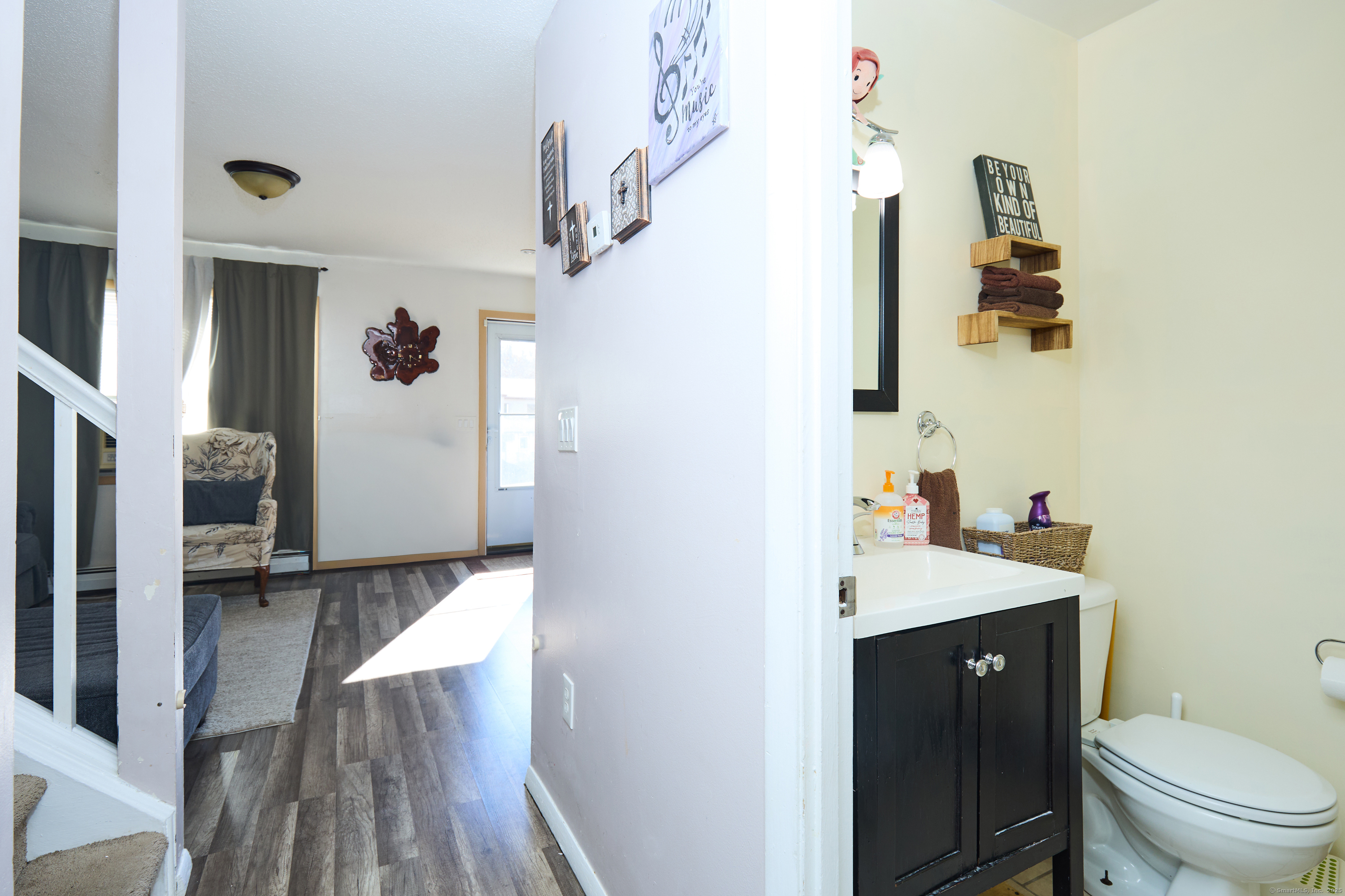 146 Coach Circle, Unit 5 Naugatuck, CT 06770 - Photo 10 of 35