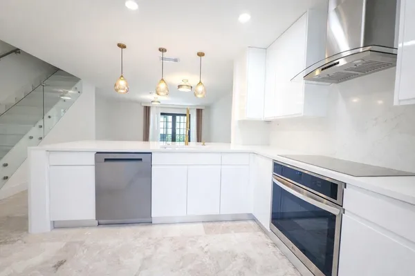 $3,600 | 576 Westree Lane, Plantation, FL 33324