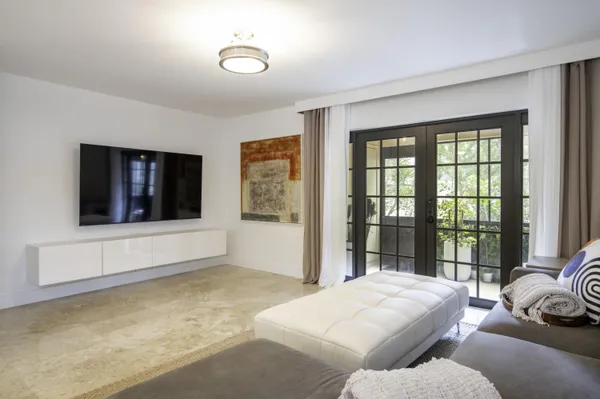 $3,600 | 576 Westree Lane, Plantation, FL 33324