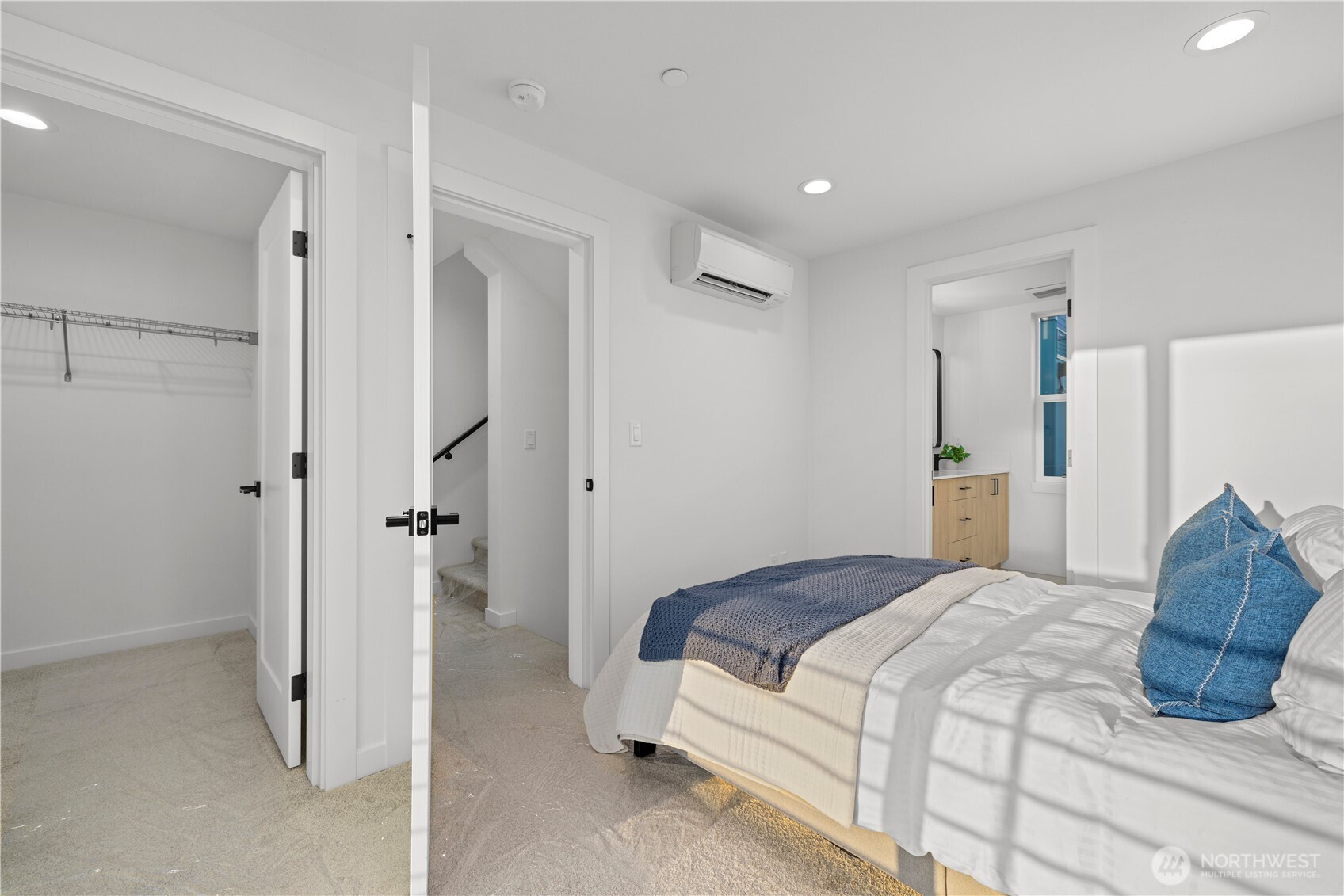 3850 Carr Place North Seattle, WA 98103 - Photo 16 of 40