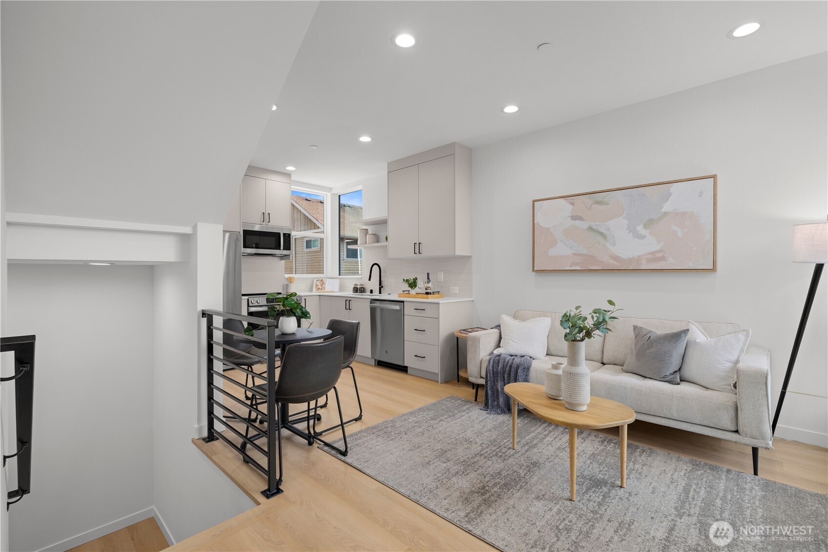 3850 Carr Place North Seattle, WA 98103 - Photo 7 of 40