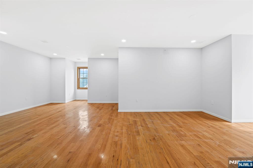 176 Union Avenue, Unit 8 Rutherford, NJ 07070 - Photo 8 of 21