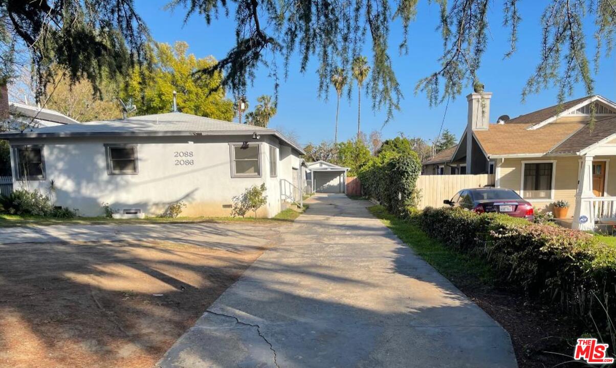 2086 Santa Rosa Avenue Altadena, CA 91001 - Photo 1 of 9 Gallery Image 1