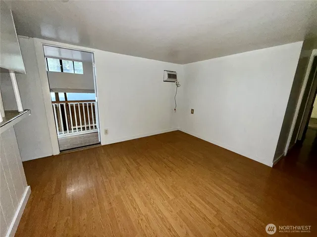 $60,000 | 6905 Northeast 182nd Street, Unit 1, Kenmore, WA 98028