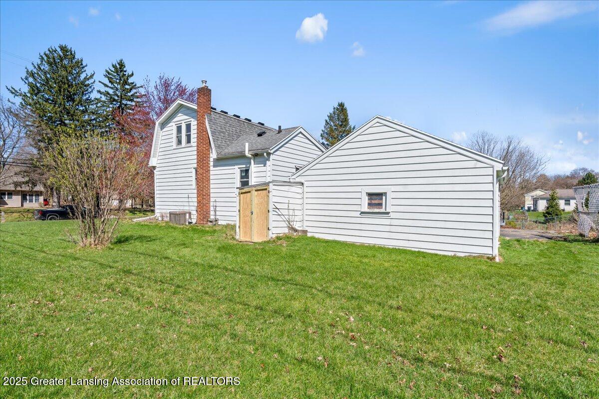 2434 Forest Road Lansing, MI 48910 - Photo 15 of 19 20-Media Jett - 08