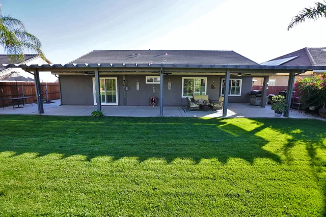 $500,000 | 1894 West Tudor Lane, Hanford, CA 93230