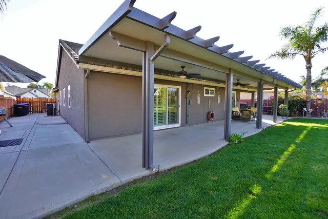 $500,000 | 1894 West Tudor Lane, Hanford, CA 93230