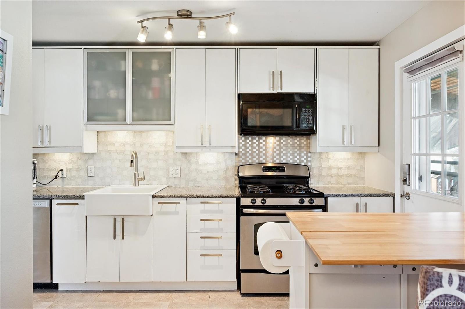 1817 South Perry Way Denver, CO 80219 - Photo 9 of 35