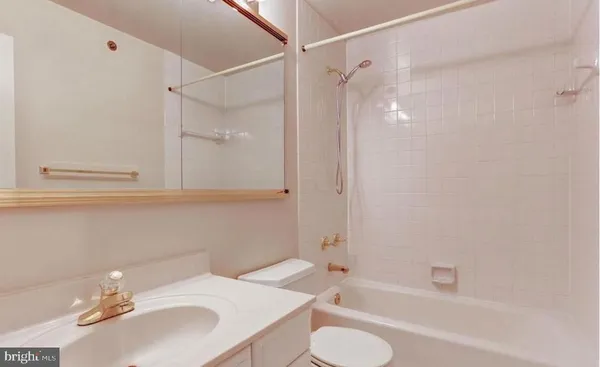 $5,400 | 9703 Whitley Park Place, Unit TH17, Bethesda, MD 20814