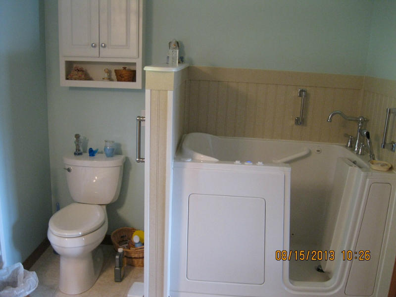 2130 Key Way Sevierville, TN 37876 - Photo 16 of 21 LAKE HOUSE PROPERTY 055 (800x600)