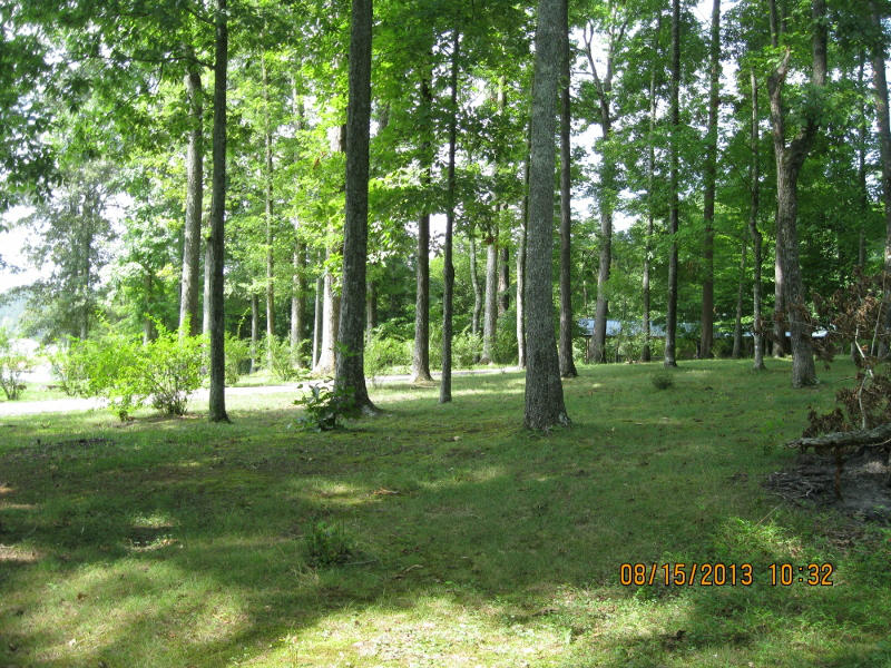 2130 Key Way Sevierville, TN 37876 - Photo 17 of 21 LAKE HOUSE PROPERTY 082 (800x600)