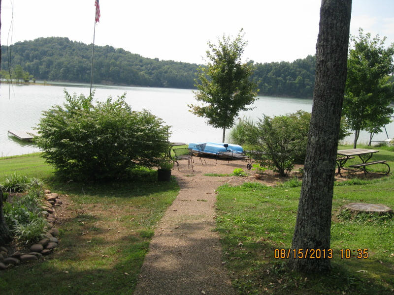 2130 Key Way Sevierville, TN 37876 - Photo 19 of 21 LAKE HOUSE PROPERTY 097 (800x600)
