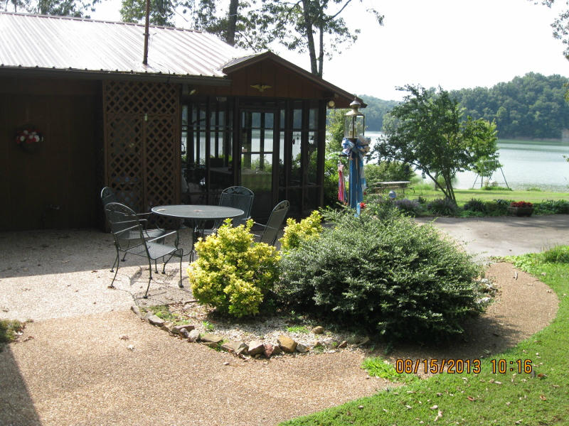 2130 Key Way Sevierville, TN 37876 - Photo 9 of 21 LAKE HOUSE PROPERTY 026 (800x600)