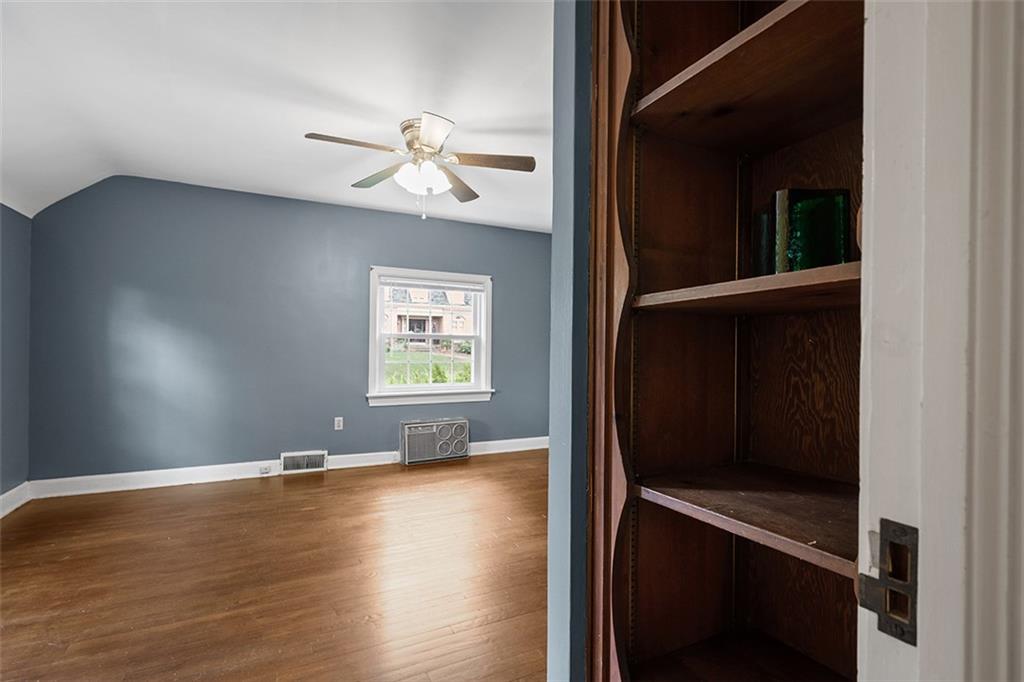 4603 Rolling Hills Road Pittsburgh, PA 15236 - Photo 20 of 39 Gallery Image 20