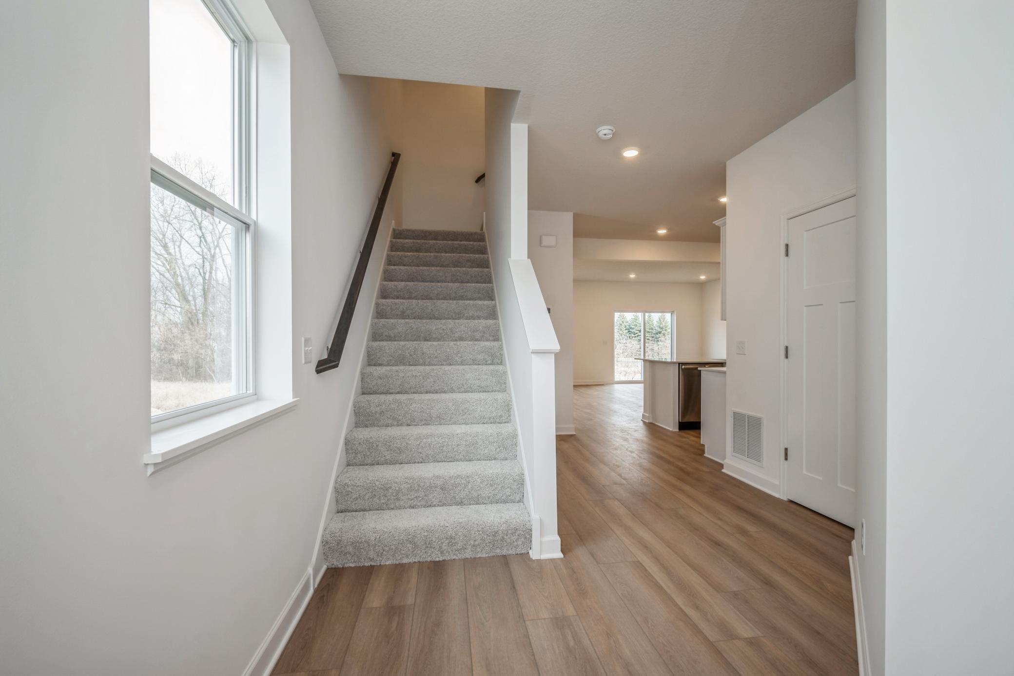 22401 Isla Way Rogers, MN 55374 - Photo 2 of 16