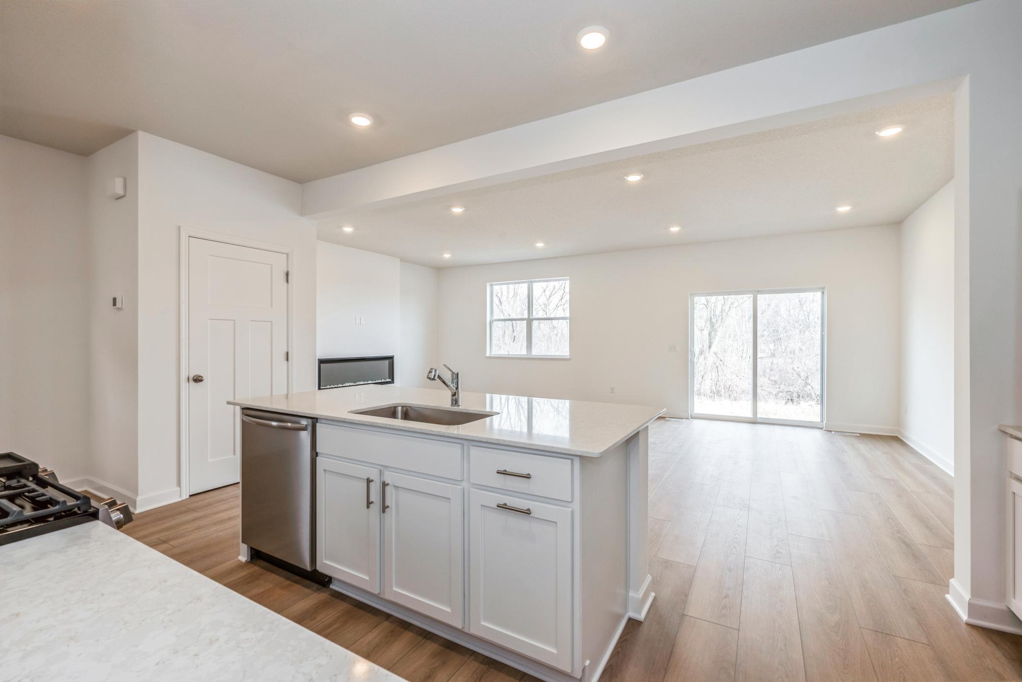 22401 Isla Way Rogers, MN 55374 - Photo 5 of 16