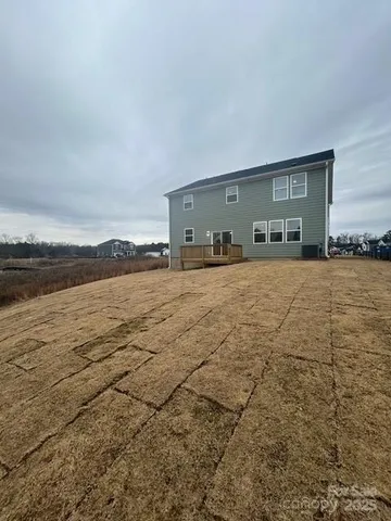 a view of a walk in closet