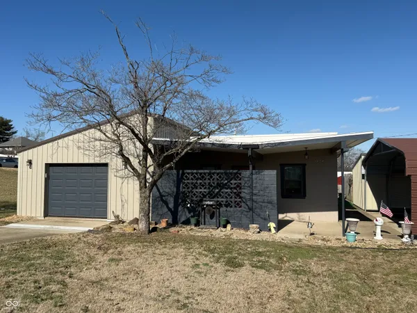$175,000 | 215 West Cross Street, Brownstown, IN 47220