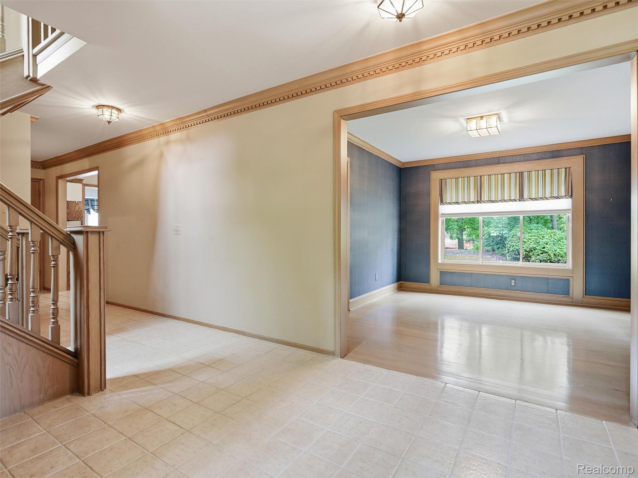 811 Snowmass Drive Rochester, MI 48309 - Photo 6 of 34 07-DSC00338.jpg