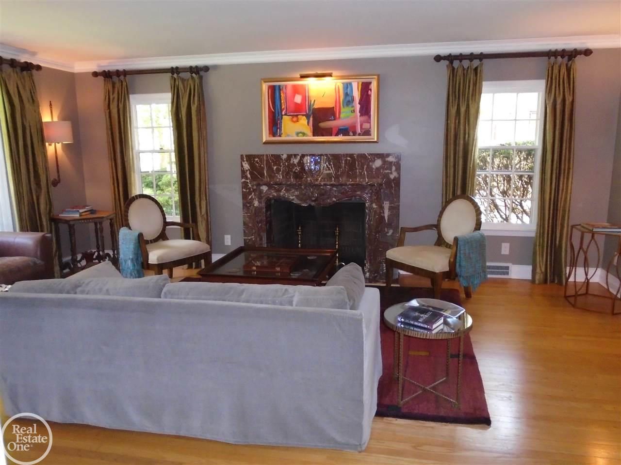 671 Westchester Road Grosse Pointe, MI 48230 - Photo 14 of 71 31350780-13.JPG