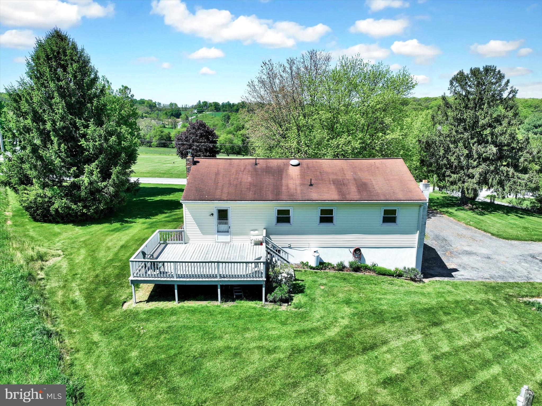 93 Orchard Road New Park, PA 17352 - Photo 34 of 35 Gallery Image 34
