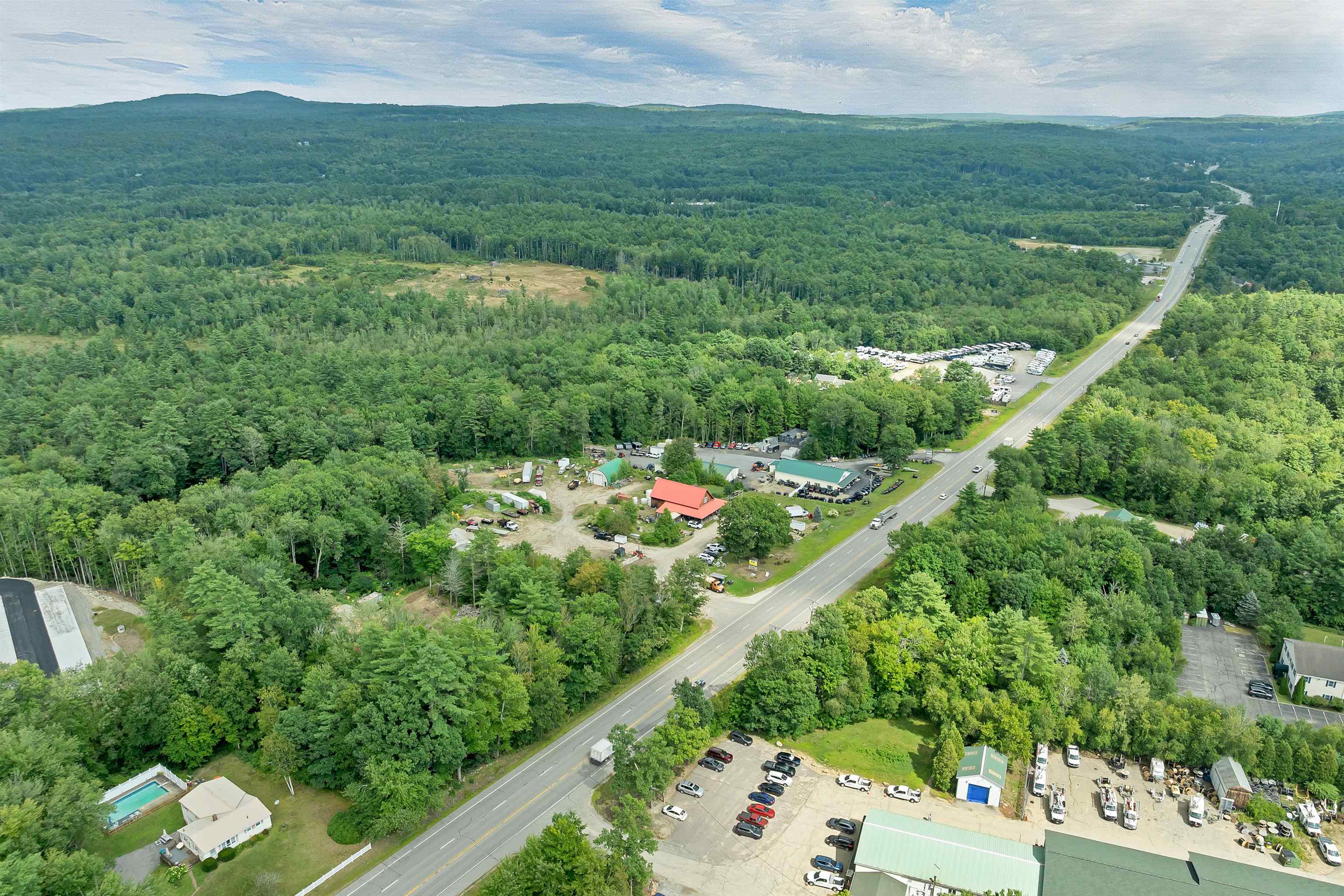 2100-2102 Dover Road Epsom, NH 03234 - Photo 3 of 60 Gallery Image 3