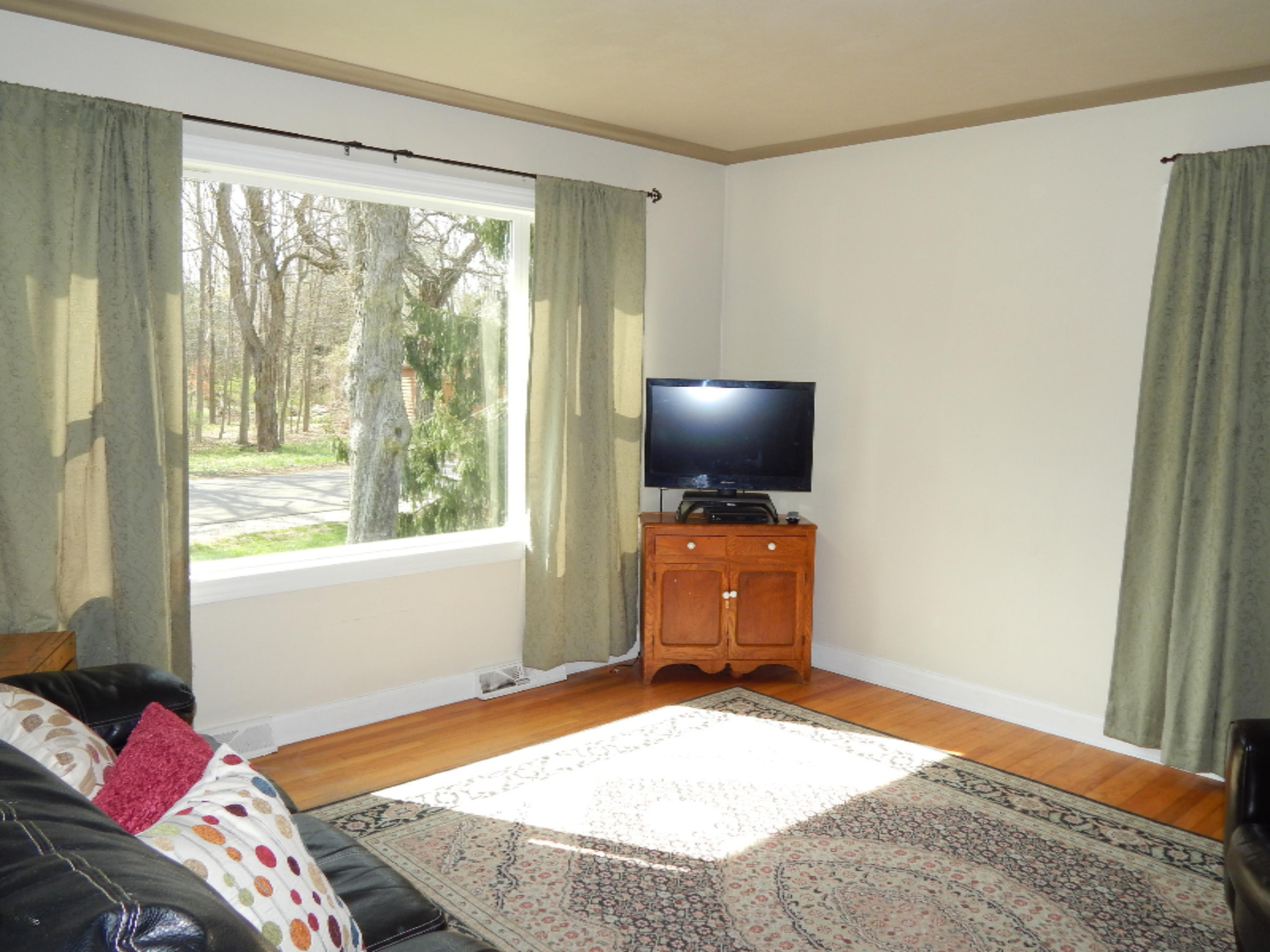 6156 Nestrom Road Whitehall, MI 49461 - Photo 3 of 26 DSCN1573