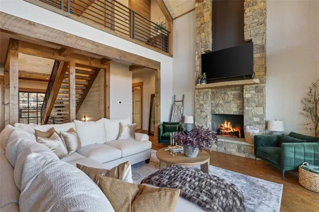 $2,599,000 | 226 Round Top Road, Mineral Bluff, GA 30559