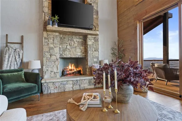 $2,599,000 | 226 Round Top Road, Mineral Bluff, GA 30559