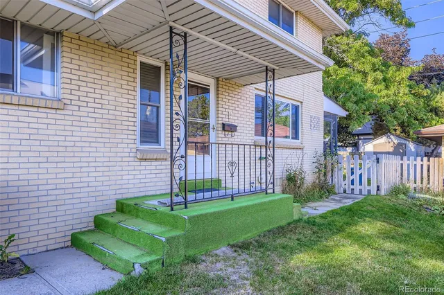 $2,395 | 3745 Benton Street, Wheat Ridge, CO 80212