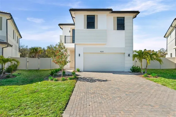 $4,112 | 8044 Gulfstream Court, Unit 14306, Lakewood Ranch, FL 34202