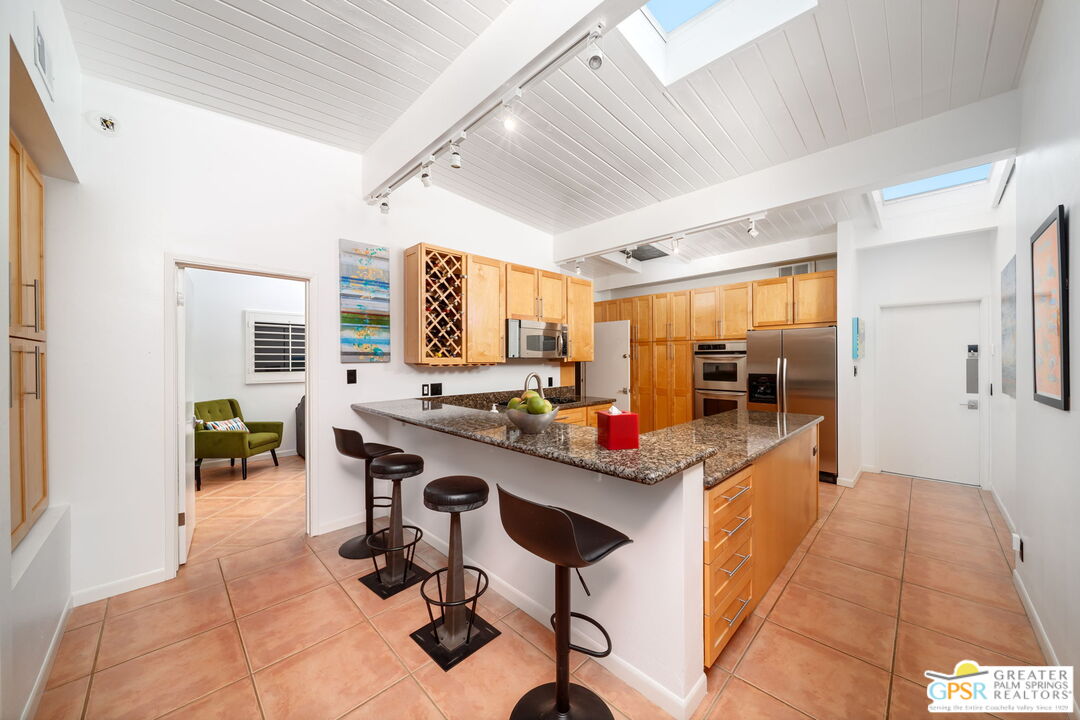 695 North Monterey Road Palm Springs, CA 92262 - Photo 22 of 69