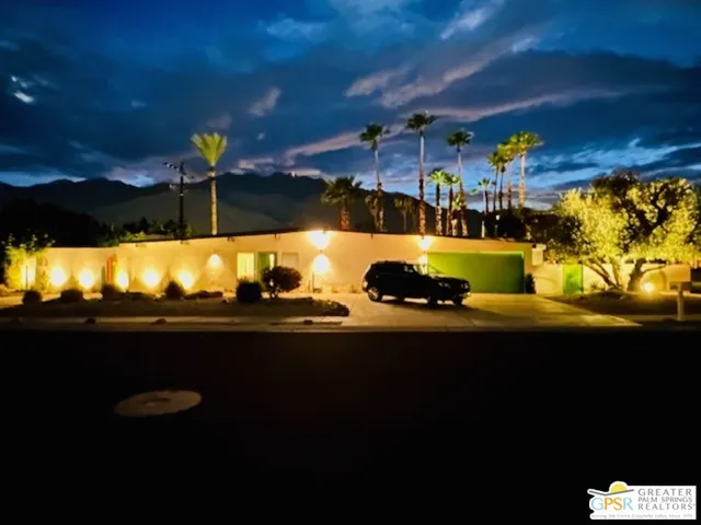 $1,050,000 | 695 North Monterey Road, Palm Springs, CA 92262