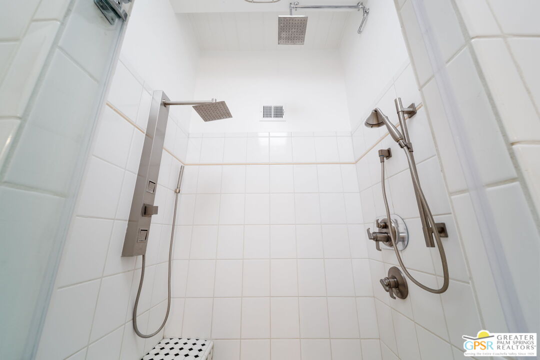 695 North Monterey Road Palm Springs, CA 92262 - Photo 10 of 69