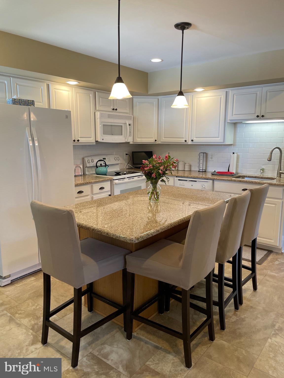 1909 Elder Avenue Morton, PA 19070 - Photo 12 of 33 Kitchen