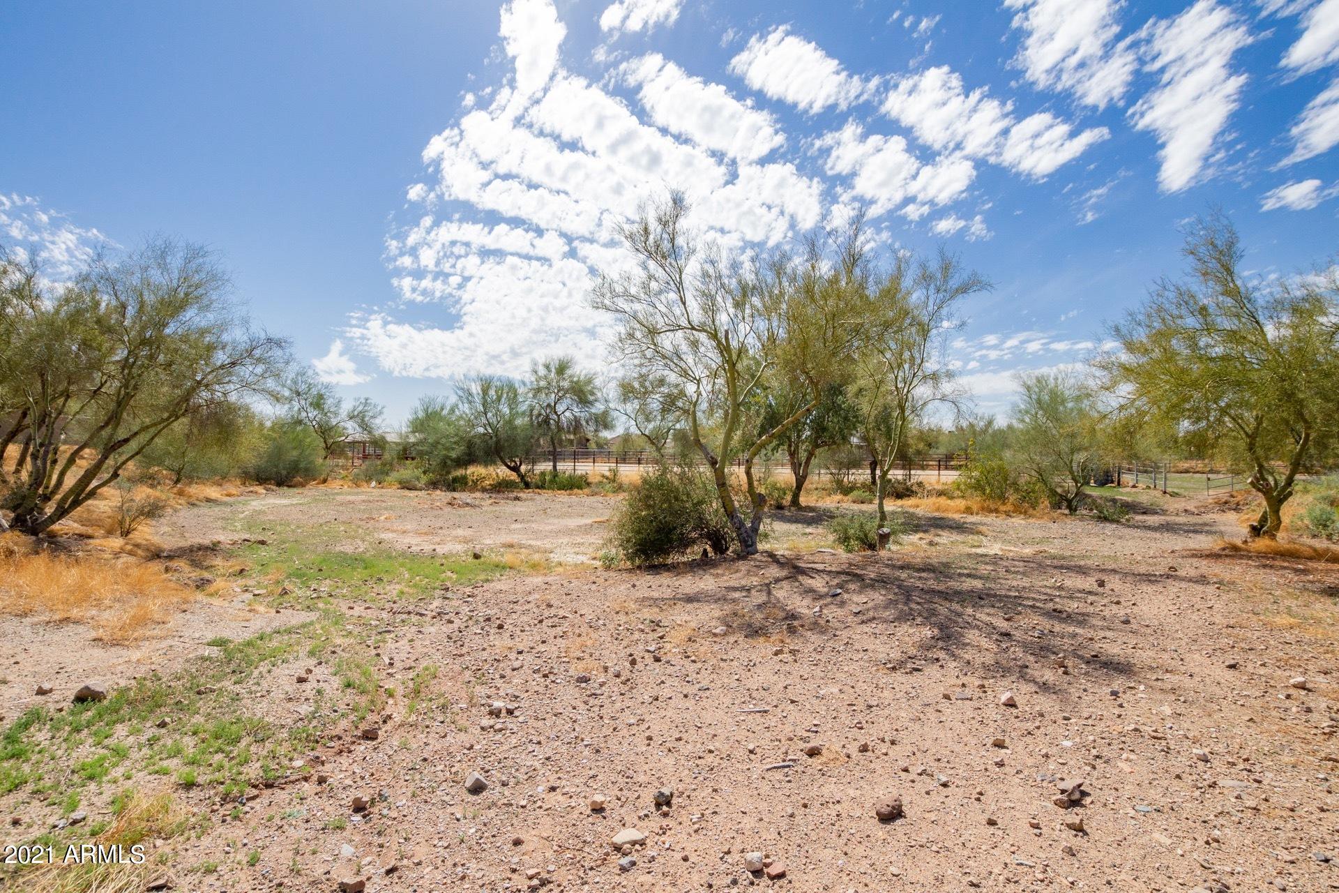 235 West Ridgecrest Road Phoenix, AZ 85086 - Photo 11 of 80 Back Acre w Arena