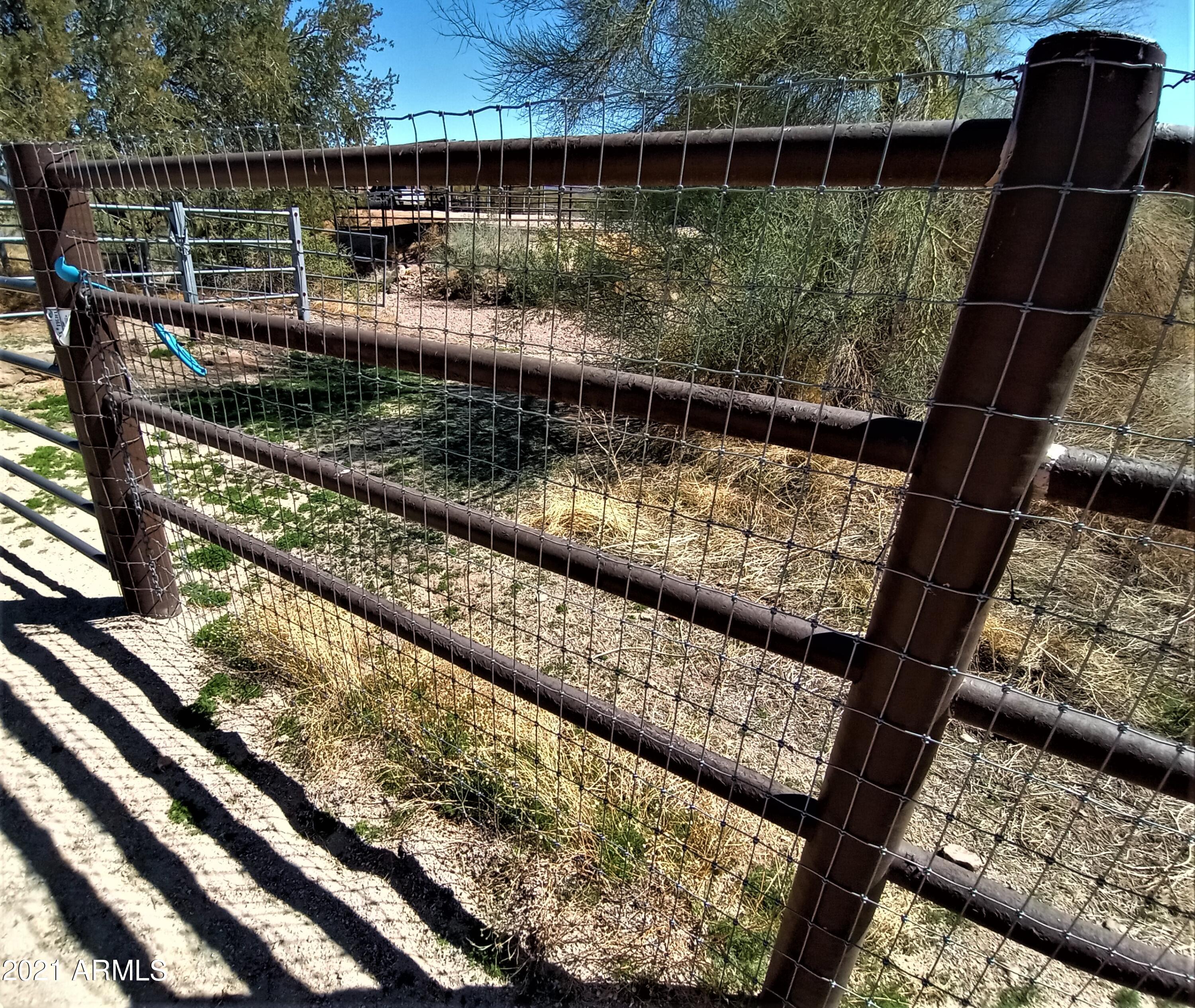 235 West Ridgecrest Road Phoenix, AZ 85086 - Photo 15 of 80 Reinforced Arena Fencing