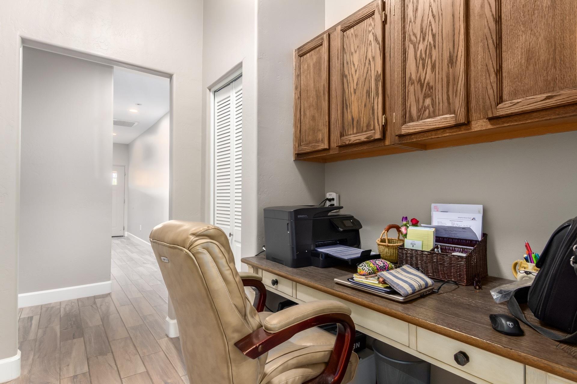 235 West Ridgecrest Road Phoenix, AZ 85086 - Photo 47 of 80 Hall Office Space