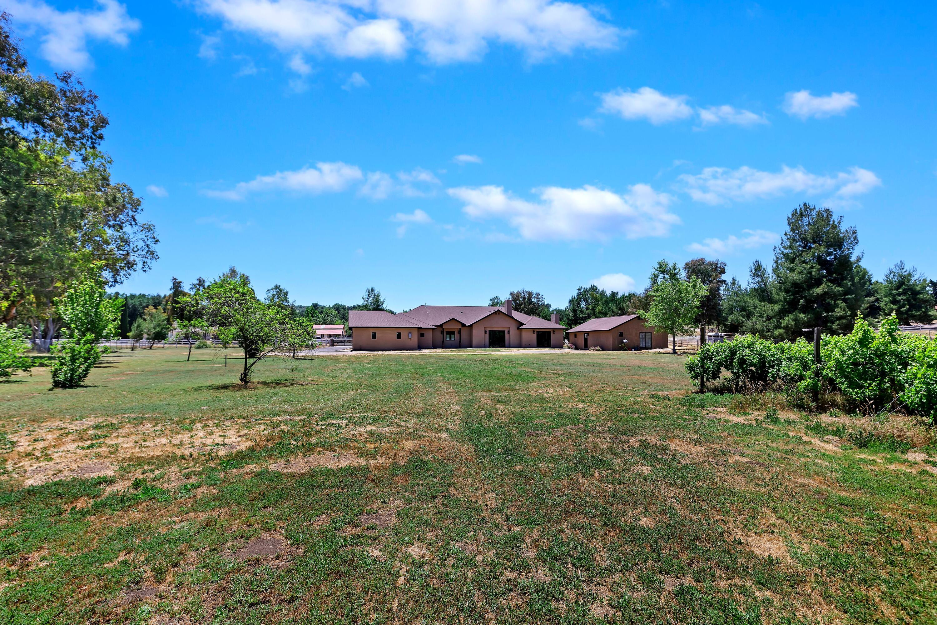 17370 Rodeo Road Lake Elsinore, CA 92530 - Photo 50 of 68 4