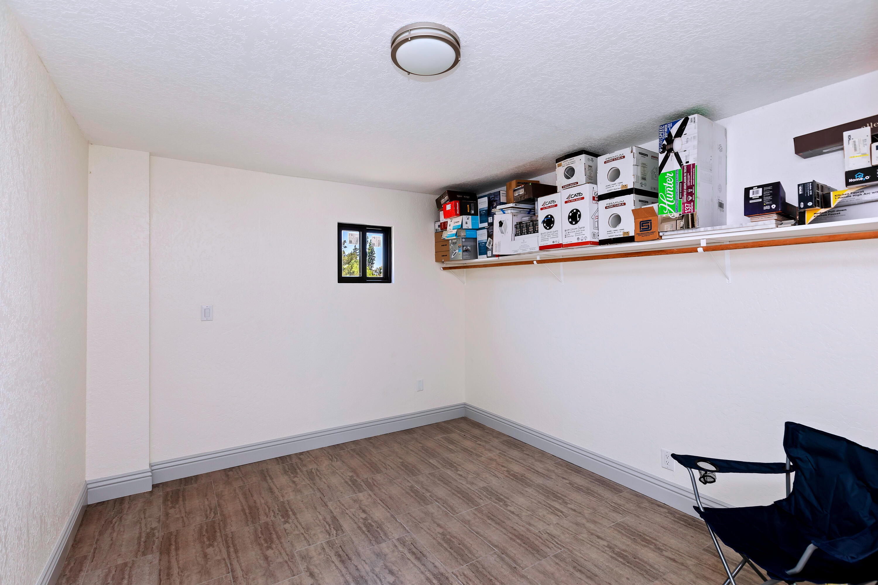 17370 Rodeo Road Lake Elsinore, CA 92530 - Photo 61 of 68 044_Guest house Bedroom