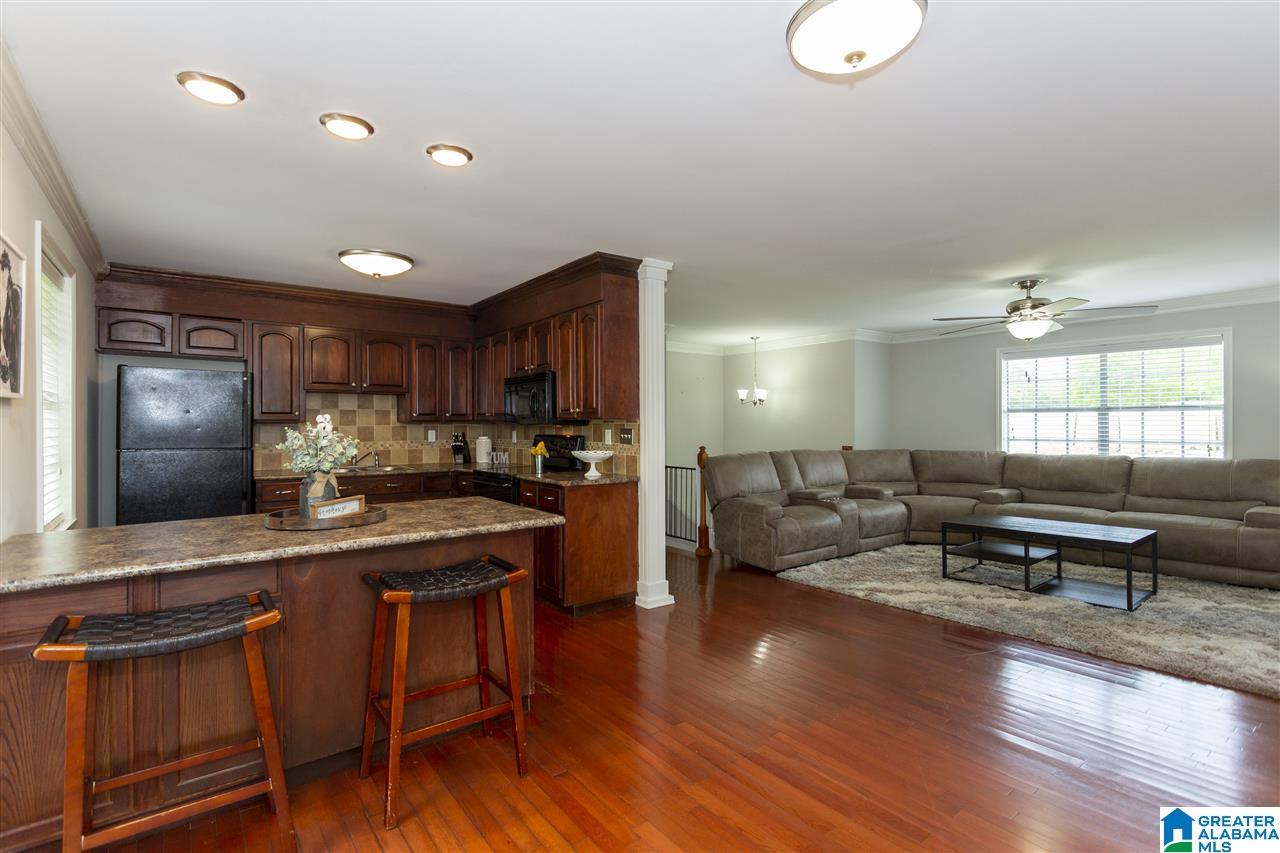 212 West Shugart Ridge Road Gardendale, AL 35071 - Photo 8 of 34