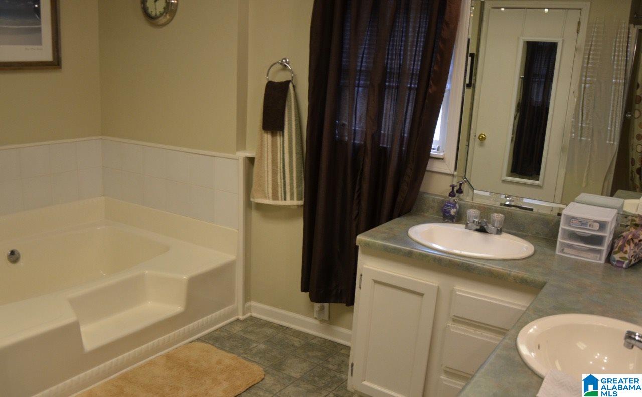 1511 29th Avenue Bessemer, AL 35023 - Photo 9 of 30