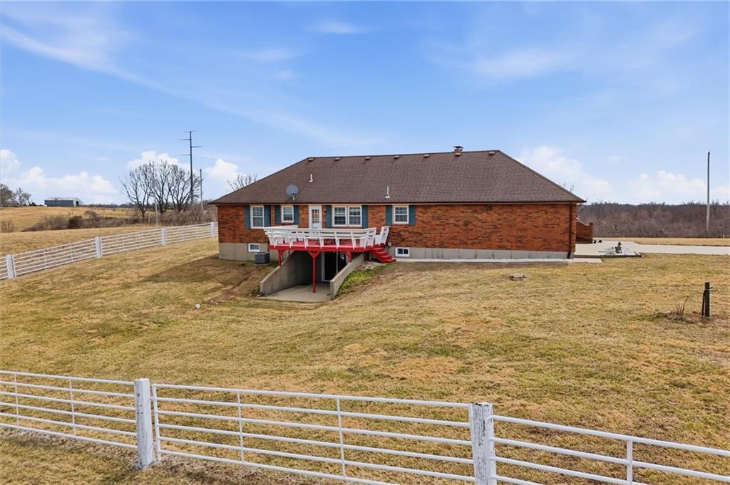 10625 Franklin Road Richmond, MO 64085 - Photo 5 of 49