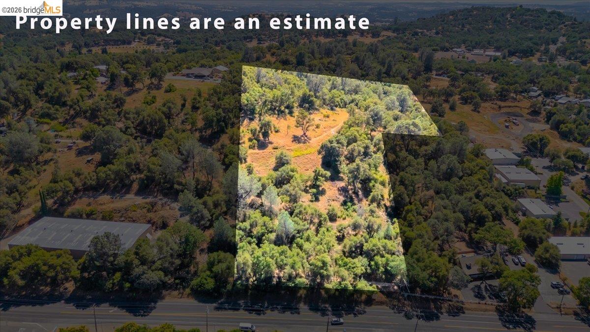14275 Tuolumne Road Sonora, CA 95370 - Photo 3 of 22