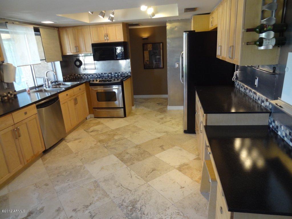1907 East Decatur Street Mesa, AZ 85203 - Photo 14 of 41 Kitchen
