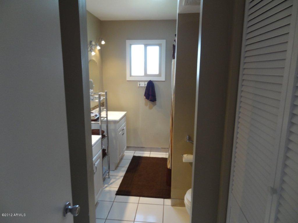 1907 East Decatur Street Mesa, AZ 85203 - Photo 26 of 41 Hall bathroom